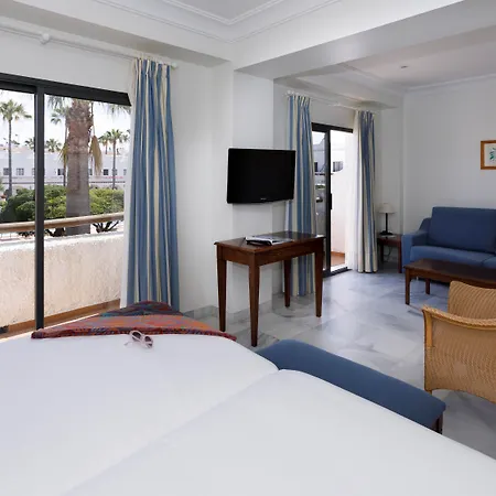 Hotel Playa De La Luz 4*