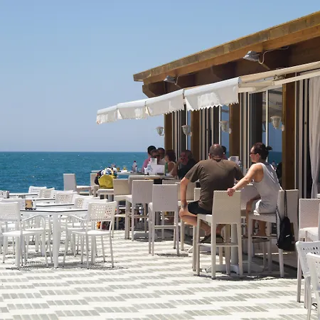 Playa De La Luz Hotel