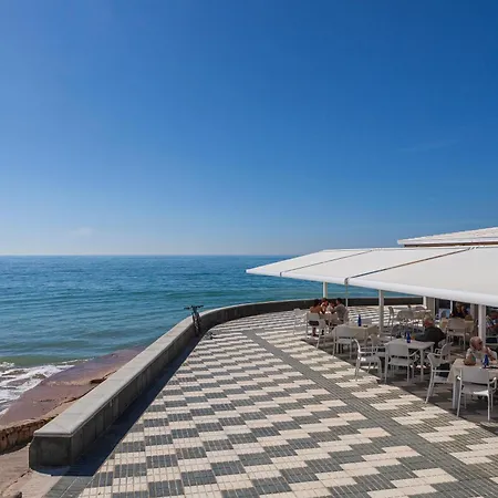 Hotel Playa De La Luz 4*