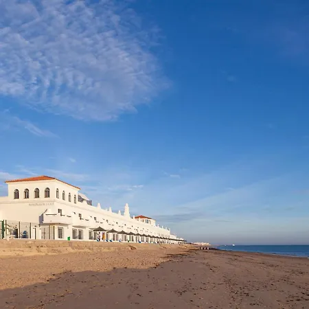 Playa De La Luz Hotel